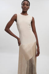 Figure Form Bandage Tassel Hem Knitted Dress