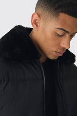 Boxy Faux Fur Collar Puffer Jacket In Black