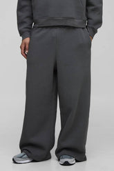 Essential Extreme Wide Leg Jogger