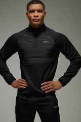 Man Active Lightweight Quilted 1/4 Zip