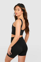 DSGN Studio Ultra Sculpt Padded Deep Hem Light Support Sports Bra
