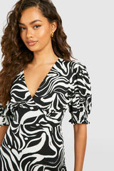 Zebra Puff Sleeve Smock Dress