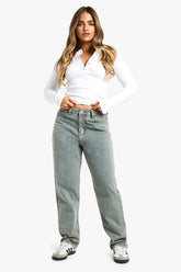 Petite 28 Inch Basic Straight Leg Jeans