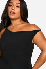 Plus Slinky Twist Shoulder Maxi Dress
