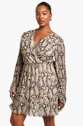 Plus snake Print Plisse Skater Dress