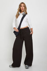 Wide Leg Jogger