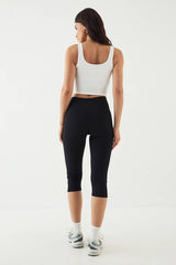 DSGN Studio Sculpt Wrap Waist Capri Legging