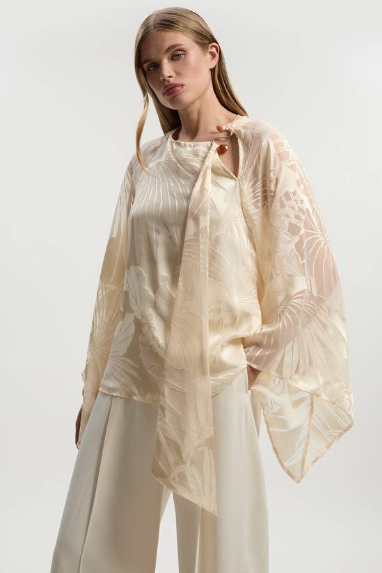 Devoure Flared Sleeve Woven Blouse With Trim Detail