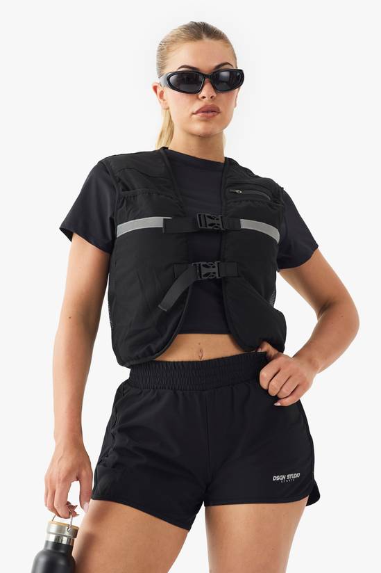 DSGN Studio Sport Hydration Vest
