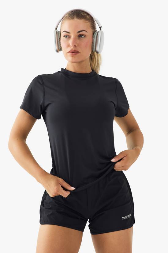 DSGN Studio Sports Loose Fit Run T-Shirt