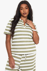 Plus V Neck Collared Knitted Top