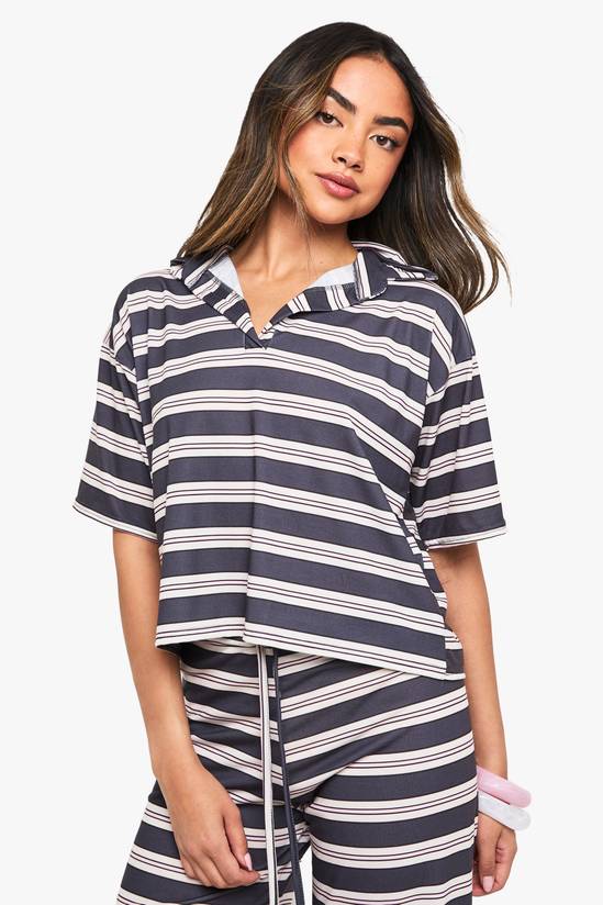 STRIPE COLLARED TOP