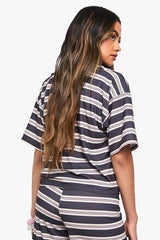 STRIPE COLLARED TOP