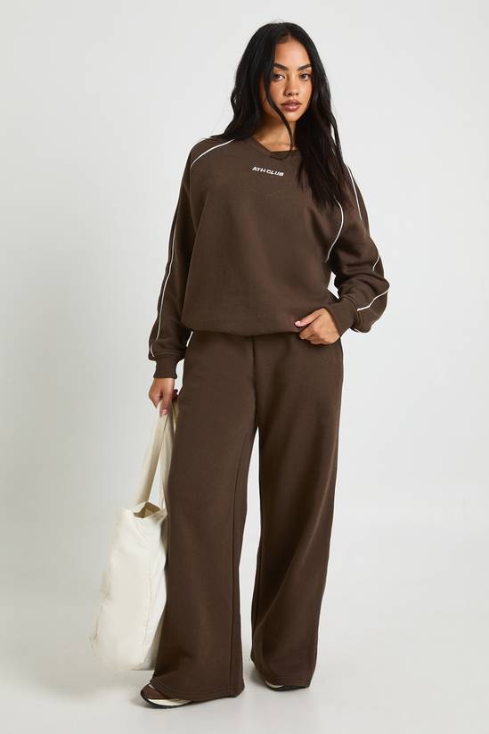 Ath Club Embroidered V Neck Piping Sweatshirt Tracksuit