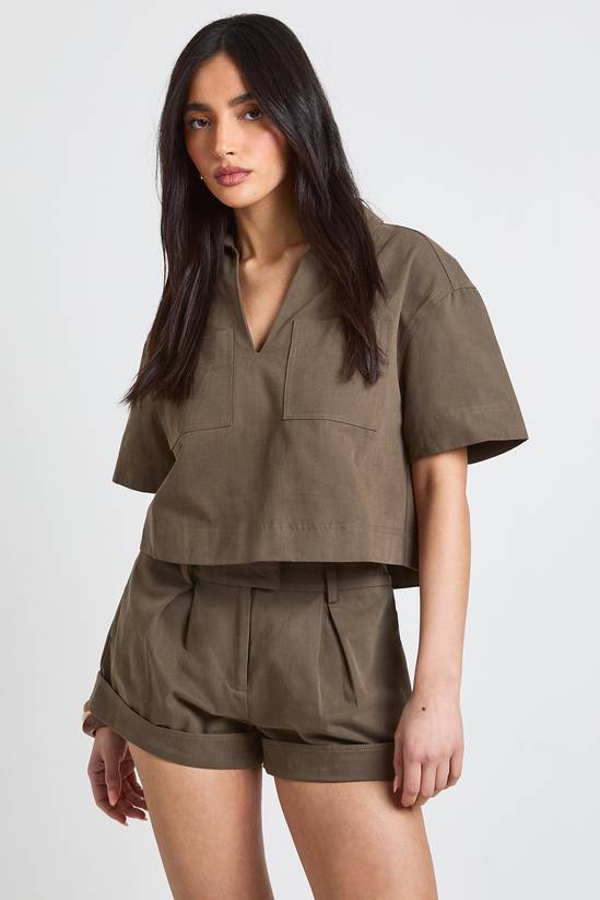 Collared Cropped Twill Boxy Shirt