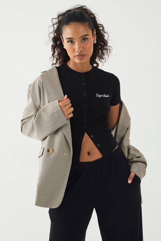 DSGN Studio Script Embroidery Ribbed Button Through Short Sleeve Top