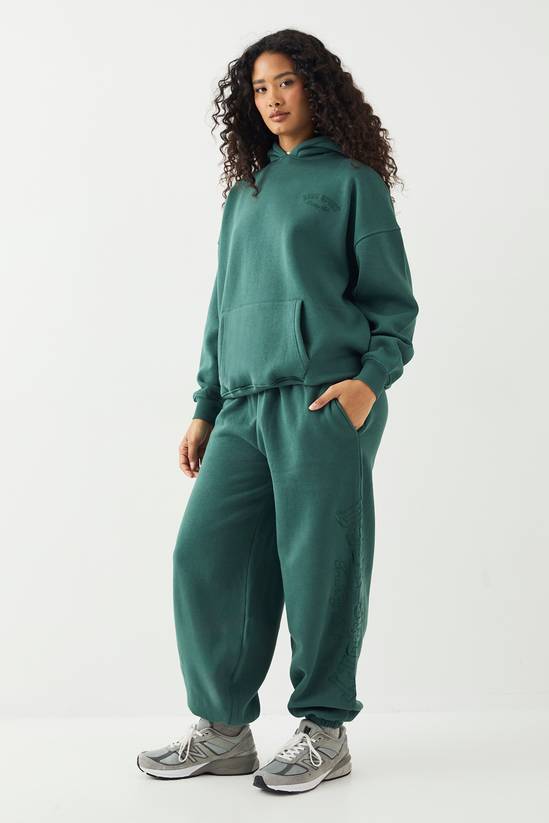 DSGN Studio Sport Training Club Oversized Cuffed Jogger