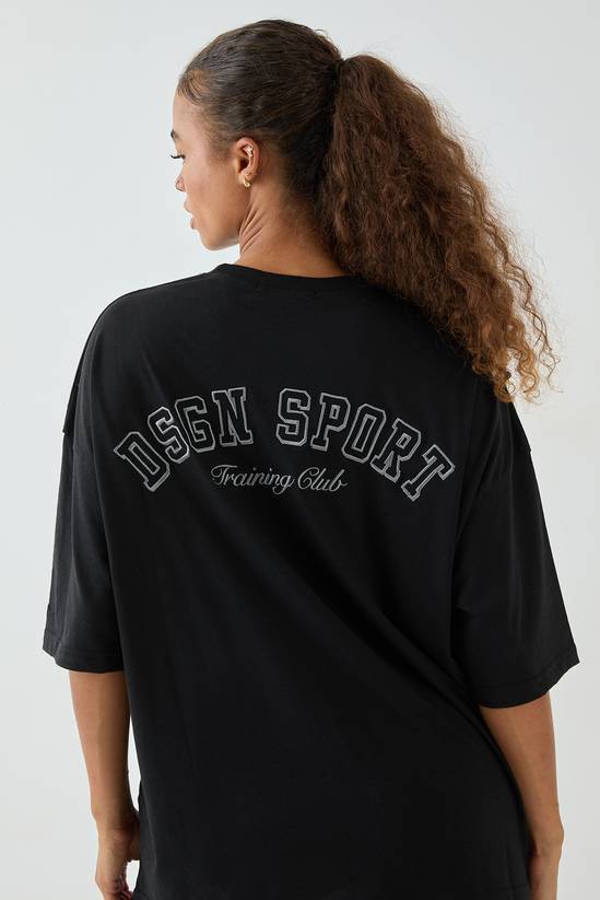 DSGN Studio Sport Training Club Oversized T-Shirt