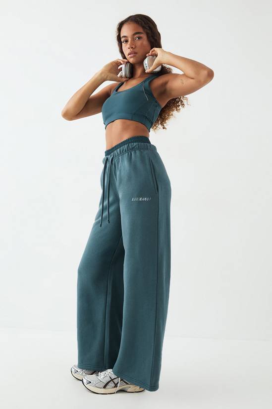 DSGN Studio Run Club Printed Straight Leg Jogger