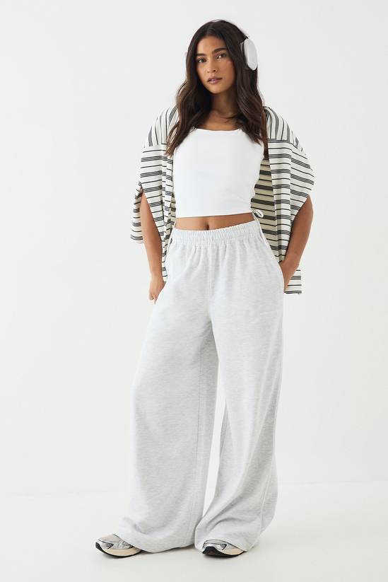 DSGN Studio Piping Detail Mid Rise Wide Leg Jogger